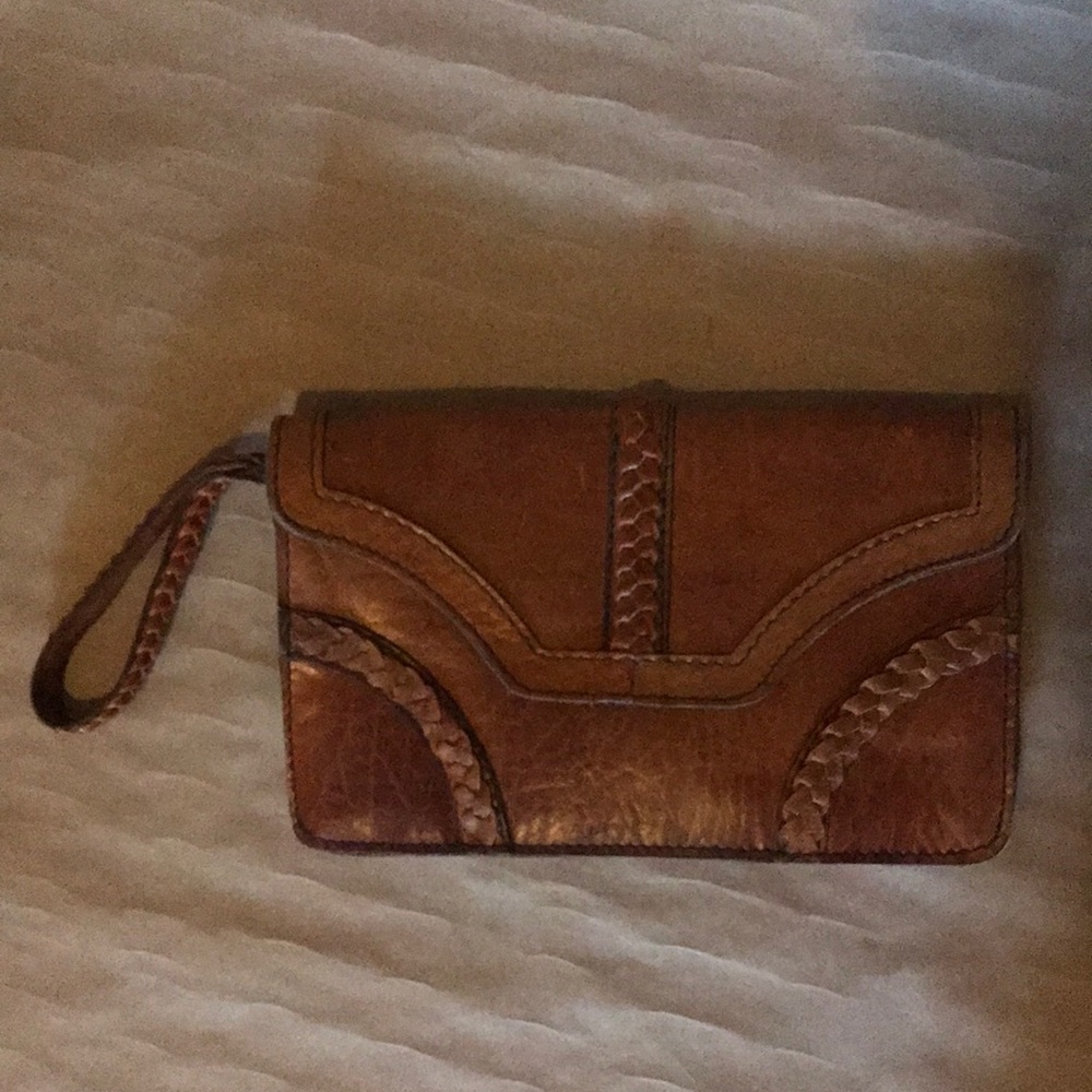 Vintage Clutch with wristlet